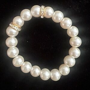 White Pearl Bracelet with Crystal Accents